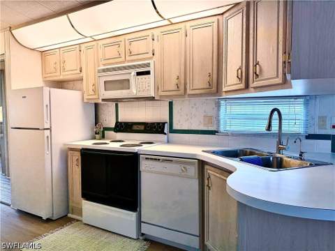 561 Cattleya Refuge 561, Naples FL - photo 19 of 50