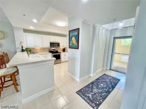 10720 Ravenna Way 204, Fort Myers FL - photo 11 of 49