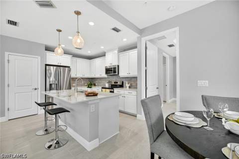 2554 Seychelles Dr 904, Naples FL - photo 14 of 37