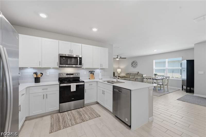 2 bedroom Attached at 20175 Camino Torcido Loop, Magnolia Landing, North Fort Myers — photo 2