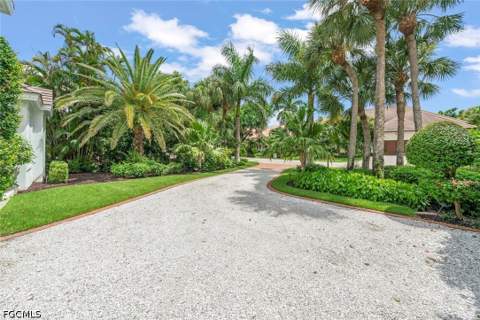 2388 Wulfert Rd, Sanibel FL - photo 14 of 69