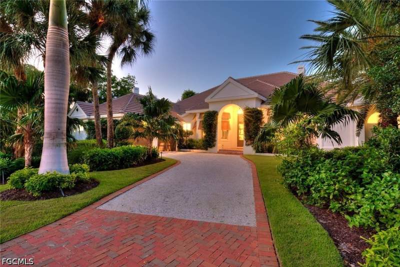 3 bedroom SingleFamilyResidence at 2388 Wulfert Rd, Sanctuary At Wulfert, Sanibel — photo 2