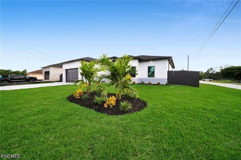 3 bedroom SingleFamilyResidence at 4113 6th St W, Lehigh Acres, Lehigh Acres — photo 5