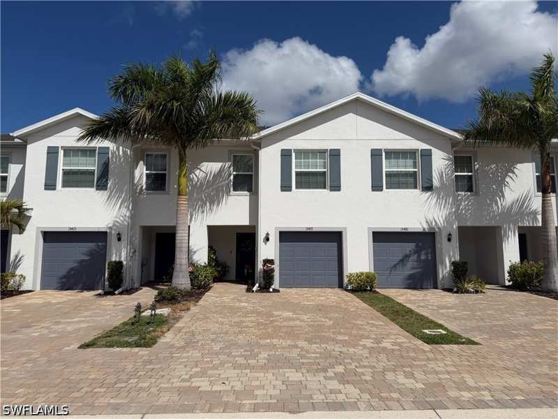 3 bedroom Townhouse at 15477 Wildflower Cir, Meadowood, Naples — photo 1
