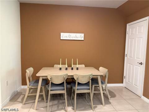 15477 Wildflower Cir, Naples FL - photo 7 of 35
