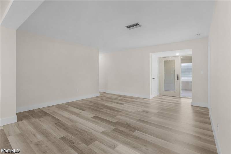 3 bedroom SingleFamilyResidence at 1015 El Mar Ave, Natoma Park, Fort Myers — photo 5