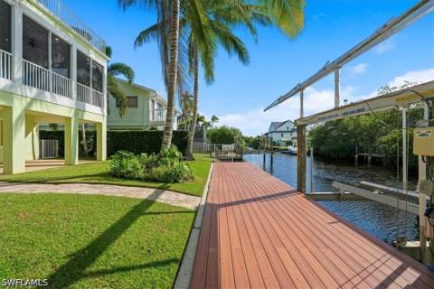 1287 Grand Canal Dr, Naples FL - photo 21 of 50