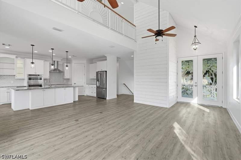 3 bedroom SingleFamilyResidence at 1287 Grand Canal Dr, Gulf Harbor, Naples — photo 3