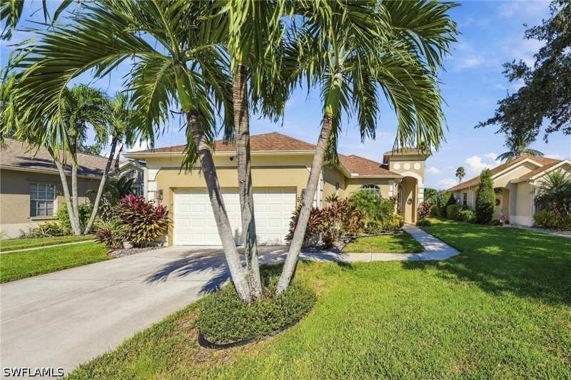 3 bedroom SingleFamilyResidence at 8070 Tauren Ct, Ibis Cove, Naples — photo 1