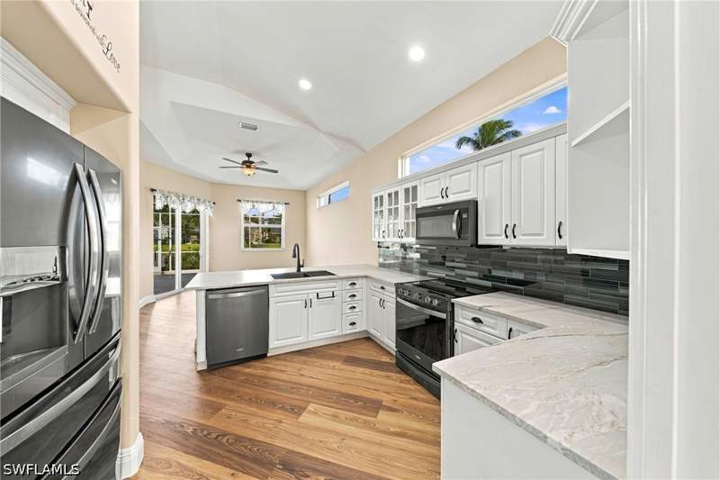 3 bedroom SingleFamilyResidence at 8070 Tauren Ct, Ibis Cove, Naples — photo 4