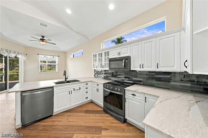 3 bedroom SingleFamilyResidence at 8070 Tauren Ct, Ibis Cove, Naples — photo 5