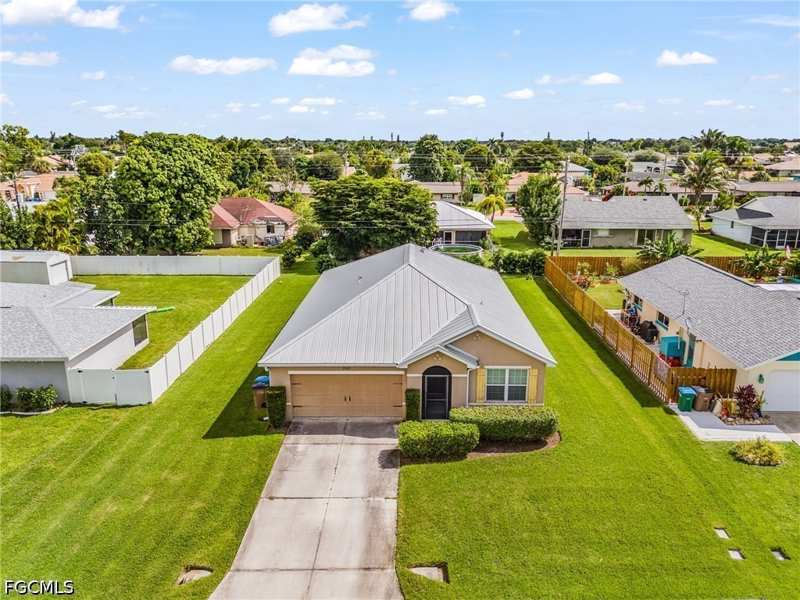 3 bedroom SingleFamilyResidence at 3503 SE 4th Ave, Cape Coral, Cape Coral — photo 1