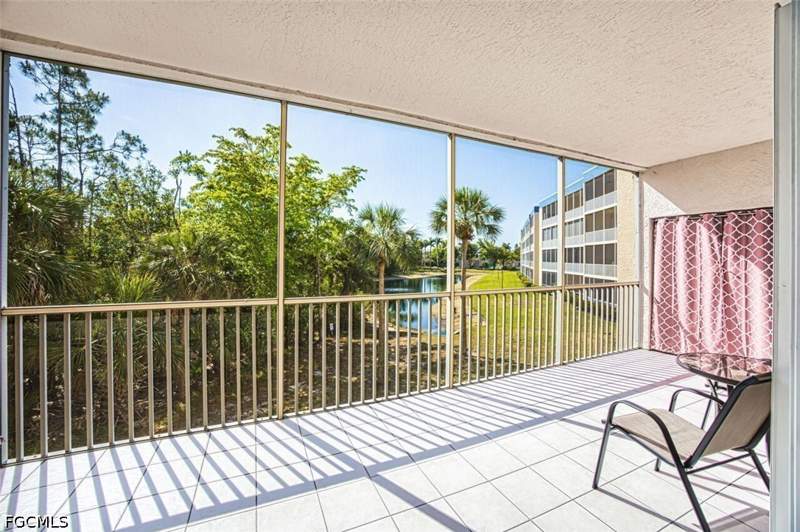 1 bedroom Condominium at 14801 Park Lake Dr 209, The Park At Lakewood, Fort Myers — photo 3