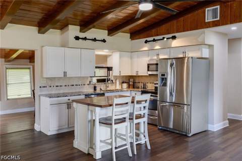 1667 Rudy Ct NW, Fort Myers FL - photo 8 of 31
