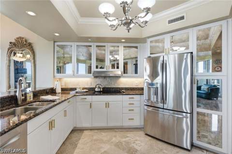1060 Borghese Ln 2006, Naples FL - photo 14 of 50
