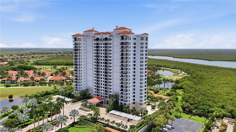 3 bedroom Condominium at 1060 Borghese Ln 2006, Aversana, Naples — photo 3