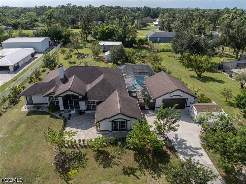 5 bedroom SingleFamilyResidence at 12881 Eagle Rd, Cape Coral, Cape Coral — photo 4