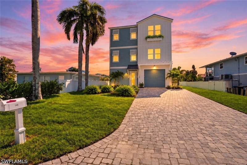 4 bedroom SingleFamilyResidence at 140 Bahia Via, McPhie Park, Fort Myers Beach — photo 3
