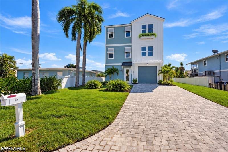 4 bedroom SingleFamilyResidence at 140 Bahia Via, McPhie Park, Fort Myers Beach — photo 4