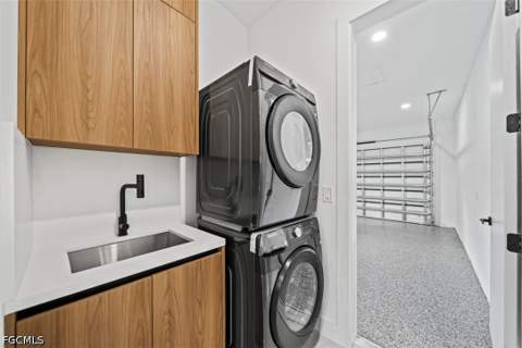 300 NW 18th St, Cape Coral FL - photo 12 of 41