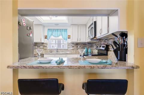 4511 Bay Beach Ln 315, Fort Myers Beach FL - photo 7 of 50