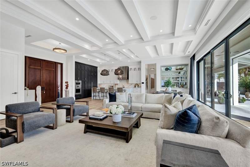 4 bedroom SingleFamilyResidence at 701 Plantation Ct, Marco Beach, Marco Island — photo 3
