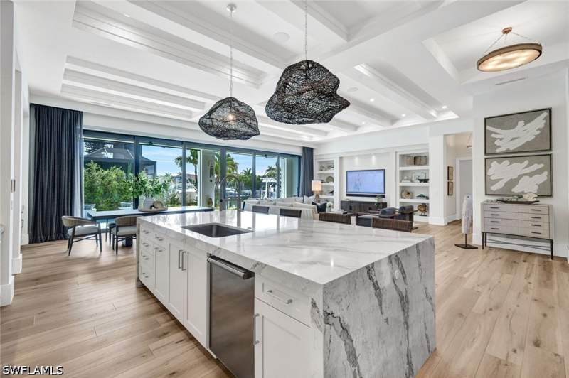 4 bedroom SingleFamilyResidence at 701 Plantation Ct, Marco Beach, Marco Island — photo 5