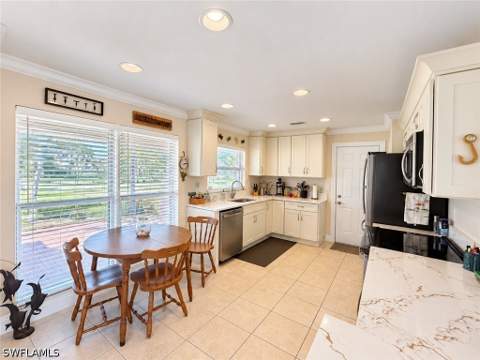 5301 Bayview Ct, Cape Coral FL - photo 11 of 40