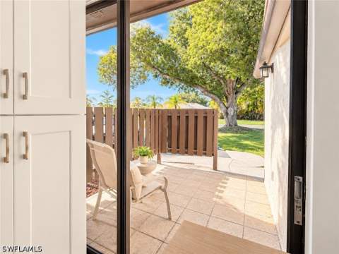 1168 Lake McGregor Dr 1A, Fort Myers FL - photo 9 of 28