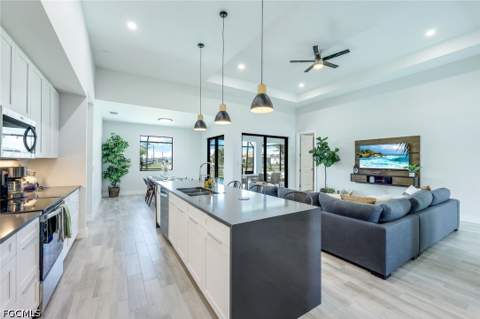 1510 NW 4th St, Cape Coral FL - photo 9 of 30
