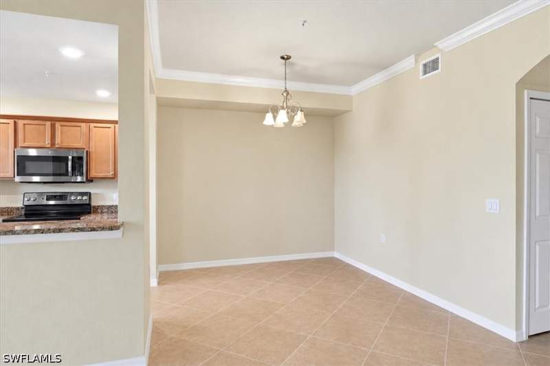2 bedroom Condominium at 9830 Giaveno Cir 1612, Giaveno, Naples — photo 4