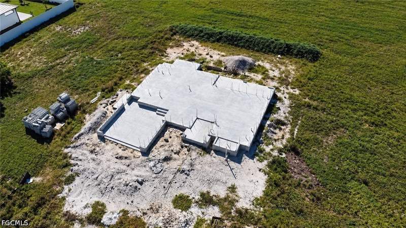 3 bedroom SingleFamilyResidence at 4110 NW 39th St, Cape Coral, Cape Coral — photo 4
