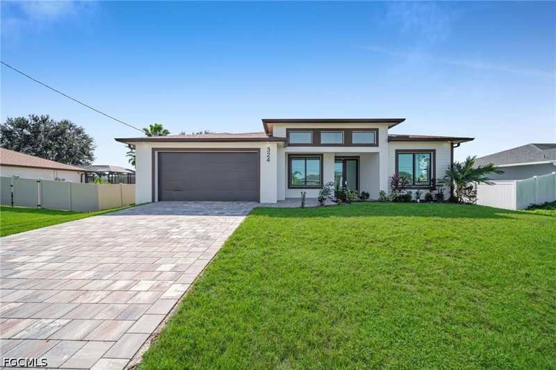 4 bedroom SingleFamilyResidence at 324 NE 15th St, Cape Coral, Cape Coral — photo 1