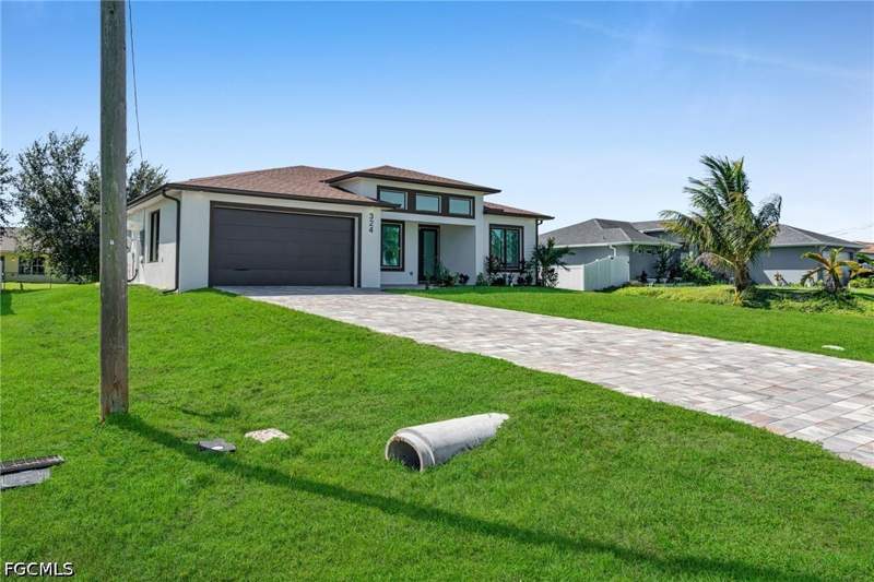 4 bedroom SingleFamilyResidence at 324 NE 15th St, Cape Coral, Cape Coral — photo 4