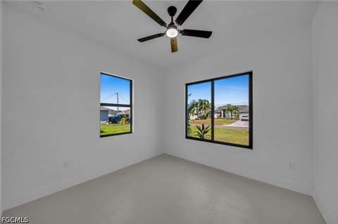 324 NE 15th St, Cape Coral FL - photo 9 of 33