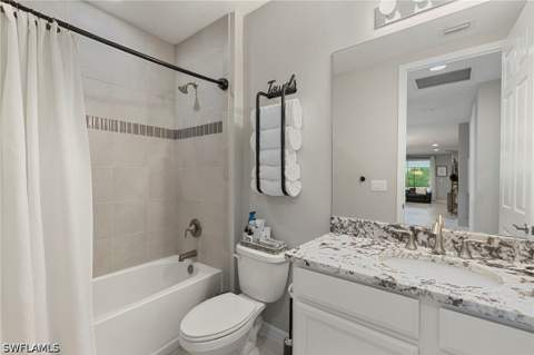 14731 Edgewater Cir, Naples FL - photo 17 of 47