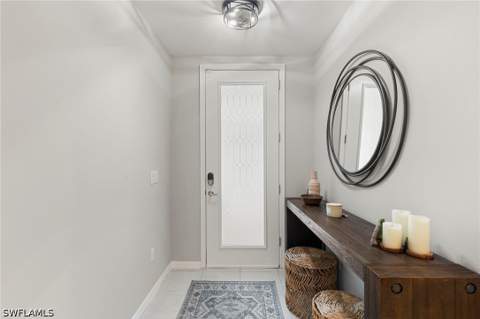 14731 Edgewater Cir, Naples FL - photo 23 of 47