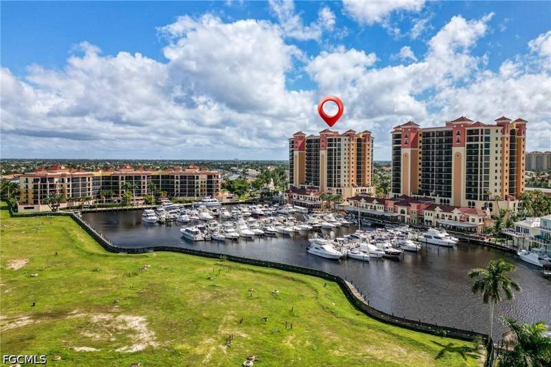 3 bedroom Condominium at 5793 Cape Harbour Dr 620, Marina South II, Cape Coral — photo 3