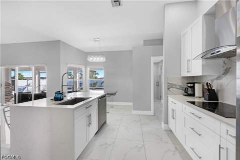 921 NW 8th Pl, Cape Coral FL - photo 10 of 41