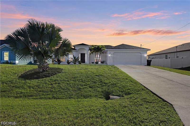 4 bedroom SingleFamilyResidence at 921 NW 8th Pl, Cape Coral, Cape Coral — photo 3