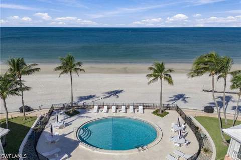 2401 Gulf Shore Blvd N 8, Naples FL - photo 17 of 24