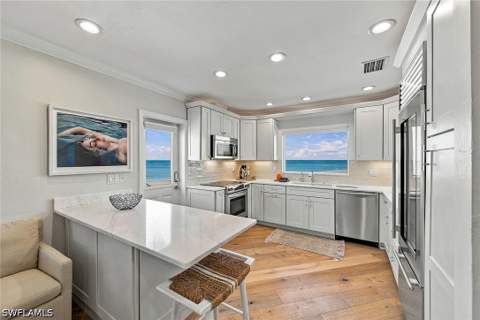 2401 Gulf Shore Blvd N 8, Naples FL - photo 8 of 24