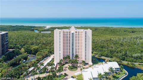 6101 Pelican Bay Blvd 702, Naples FL - photo 18 of 26