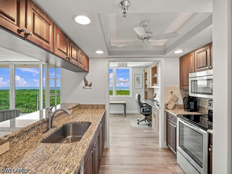 2 bedroom Condominium at 6101 Pelican Bay Blvd 702, St Maarten, Naples — photo 5