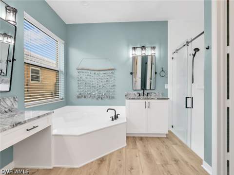 6619 Marbella Dr, Naples FL - photo 20 of 39