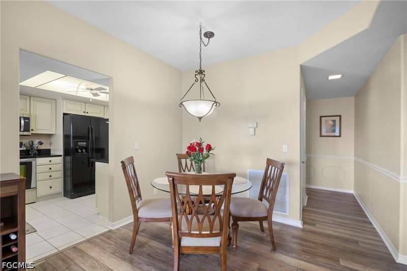 2 bedroom Condominium at 13331 Medinah Cir W 2, Seven Lakes, Fort Myers — photo 5