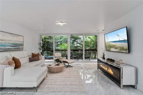 995 9th Ave S 4, Naples FL - photo 19 of 50