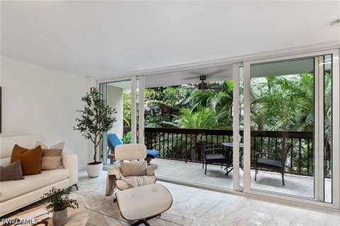 995 9th Ave S 4, Naples FL - photo 22 of 50