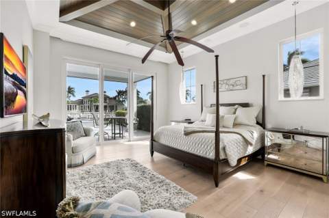 689 Pelican Ct, Marco Island FL - photo 11 of 40