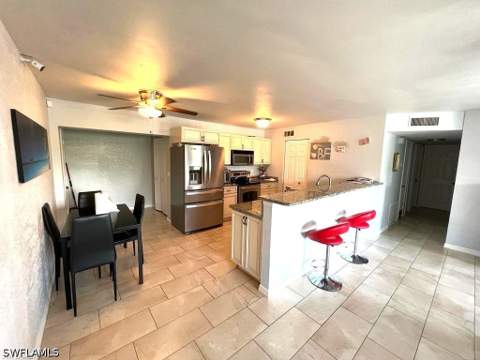 883 Coconut Cir E, Naples FL - photo 7 of 16